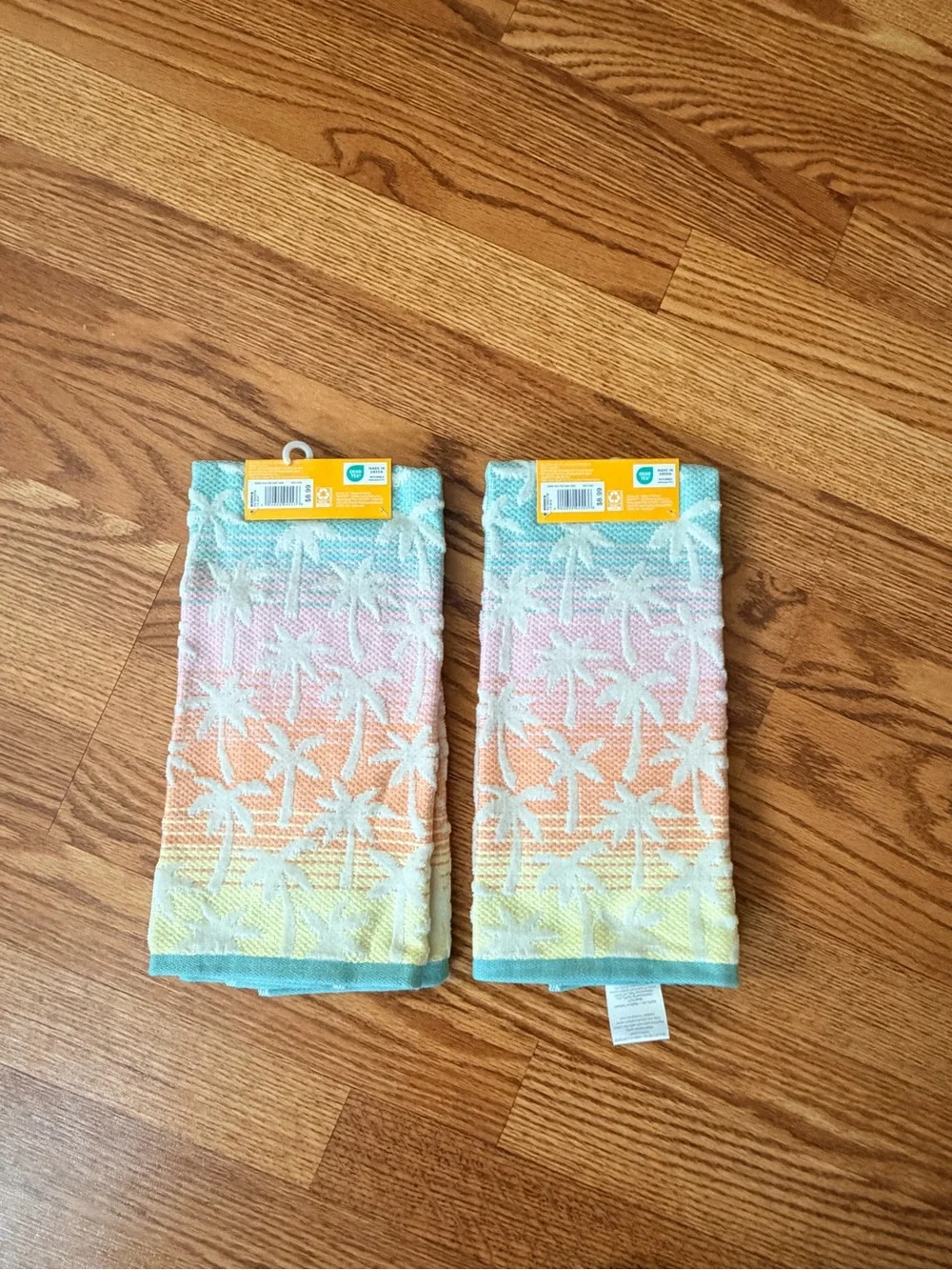 Set of 5 Summer Kitchen Towels NWT